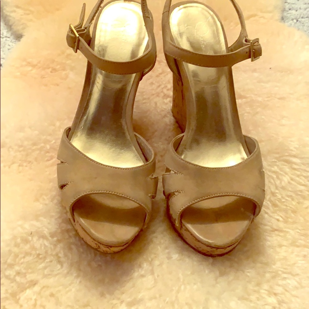 Jessica Simpson beige espadrilles w/cork heels